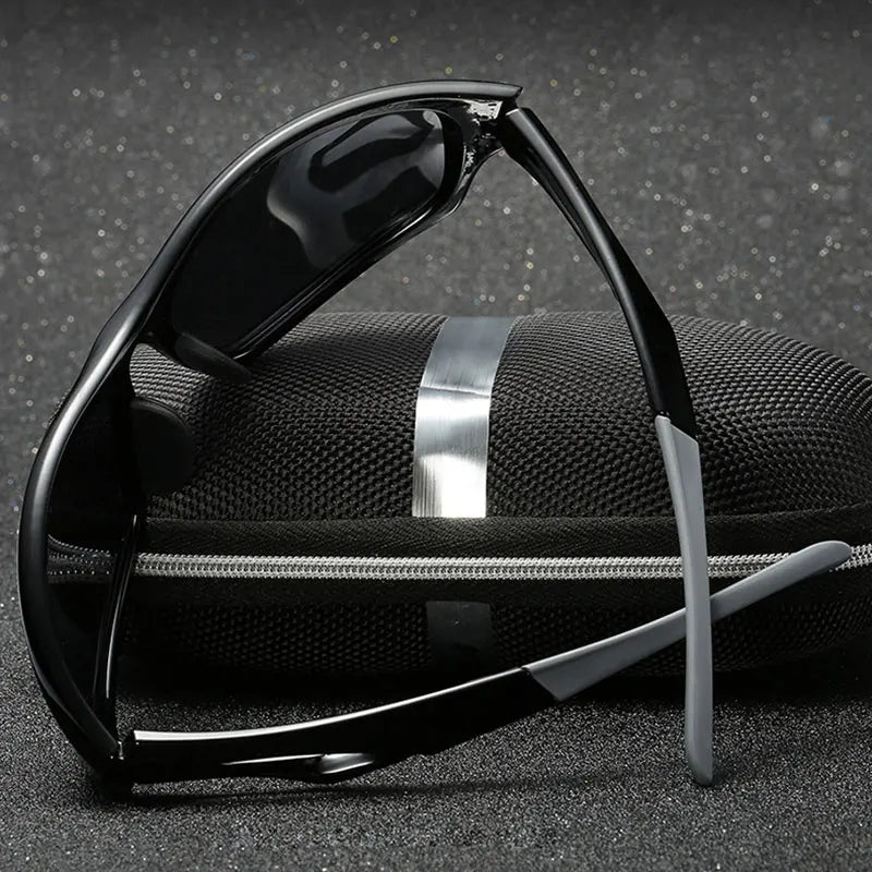 Óculos Sport Luxury Banned• Design em Fibra de Carbono (Aço Inoxidável)